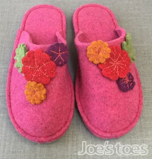 Joe's Toes Felt Flower Slippers in Fuchsia